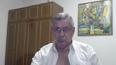 Macho online show from May 6, 8:37 pm
