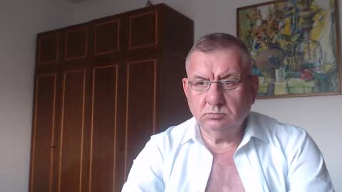 Macho online show from September 10, 4:08 pm