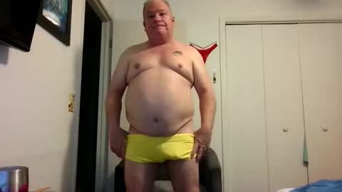 mackdocc001 online show from December 4, 3:22 pm