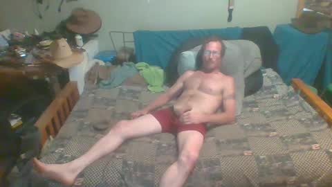 Snapshot of mackdog1369 chatting on October 5, 12:08 am mackdog1369 online show from October 5, 12:08 am