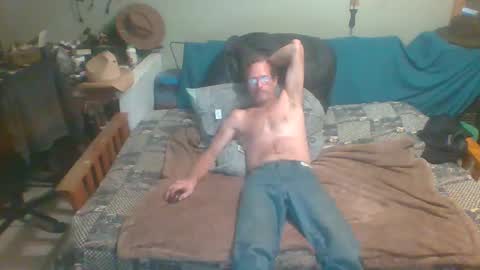 Snapshot of mackdog1369 chatting on September 15, 8:49 am mackdog1369 online show from September 15, 8:49 am