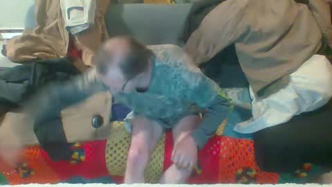 Snapshot of mackdog1369 chatting on February 16, 8:22 pm mackdog1369 online show from February 16, 8:22 pm