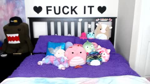 Mackenzie Wolfe online show from January 7, 8:13 am