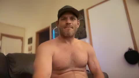 MackinCaliAllDay online show from October 5, 8:23 am