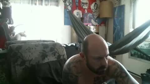 Manuel online show from February 27, 11:50 am