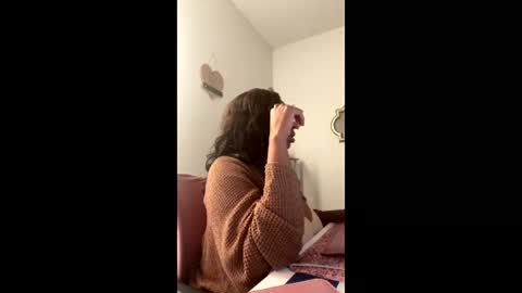 madam_glam online show from February 12, 3:15 pm