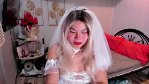 Ivy online show from December 1, 9:18 am