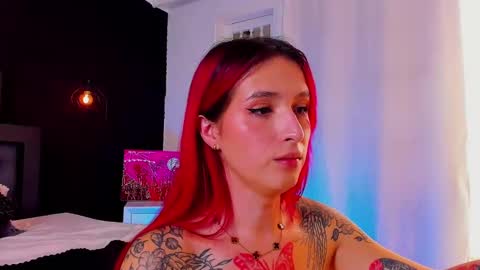 Snapshot of madame_lilith chatting on September 17, 1:36 pm madame lilith online show from September 17, 1:36 pm