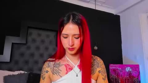 Snapshot of madame_lilith chatting on September 19, 1:37 pm madame lilith online show from September 19, 1:37 pm