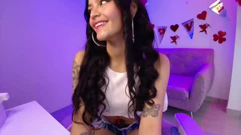 maddie_t18 online show from February 19, 11:42 am
