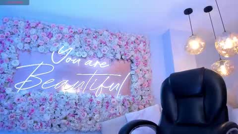 Maddison online show from January 7, 3:55 am