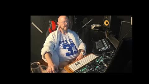 maddox840 online show from May 15, 9:07 am