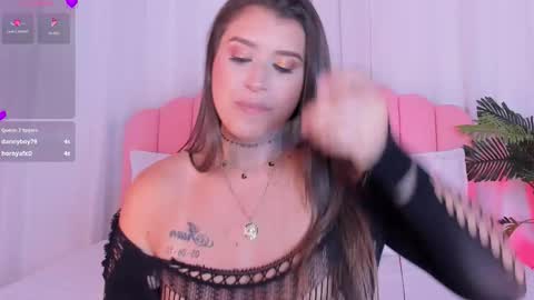 Snapshot of maddy__bigboobs chatting on October 1, 5:28 am maddy__bigboobs online show from October 1, 5:28 am