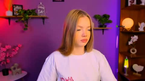 maddy moah online show from May 25, 4:51 am