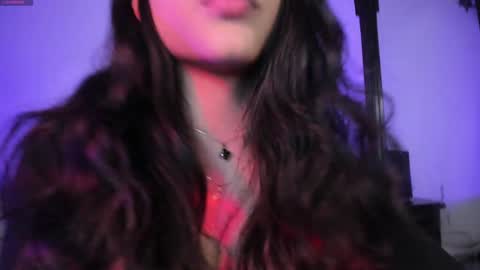 maddy_rios online show from December 28, 2:43 am