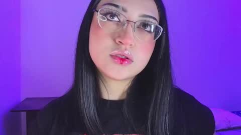   Please followme and rate me your thumbs up online show from October 8, 11:21 pm