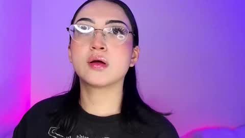   Please followme and rate me your thumbs up online show from September 16, 10:46 pm