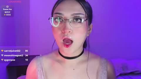   Please followme and rate me your thumbs up online show from October 3, 11:02 pm