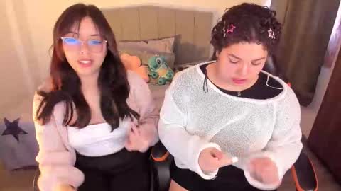madelaine_taylor online show from June 2, 9:39 pm