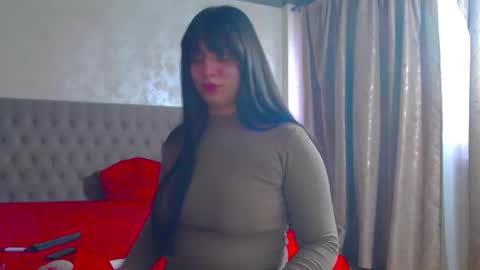 madelynvelure online show from February 26, 1:58 pm