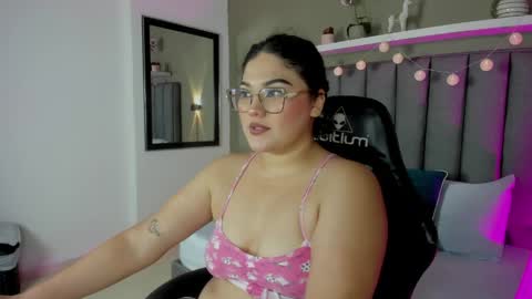 M A D I S O N  online show from April 8, 2:36 am