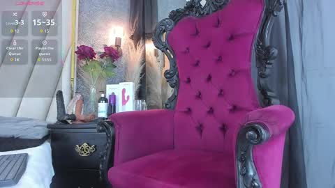 Madi online show from September 18, 2:54 pm