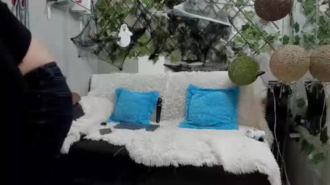 MADISON online show from October 17, 12:20 pm