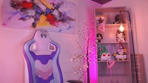 Madison   online show from March 10, 12:06 pm