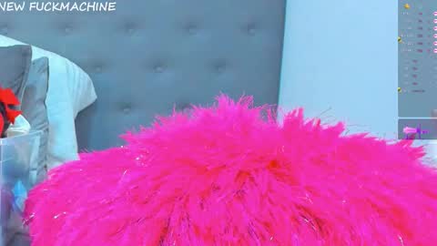   online show from November 22, 11:24 pm