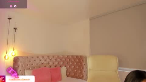 Madisson Davon online show from February 8, 10:24 pm