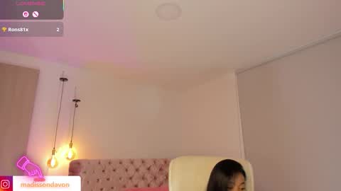 Madisson Davon online show from November 12, 8:44 pm