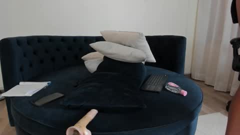 MADISSON online show from February 28, 2:54 pm