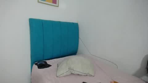 madisson_jones18 online show from May 13, 11:53 am