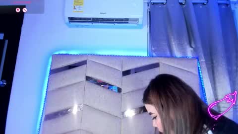 madissonlee__ online show from February 17, 10:42 pm