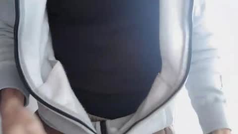 madmax20x online show from December 26, 9:22 am