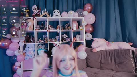 Snapshot of madnessalise chatting on March 12, 6:43 pm Alice online show from March 12, 6:43 pm