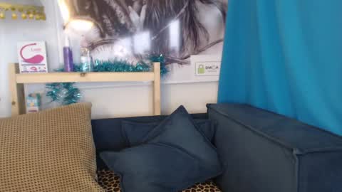 Elizabeth online show from February 26, 1:36 am