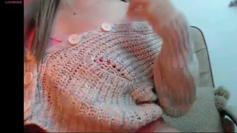 Snapshot of madyqueen chatting on February 7, 5:40 pm Mara online show from February 7, 5:40 pm