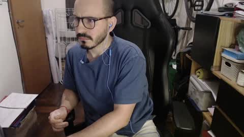 Peter online show from December 6, 4:30 am