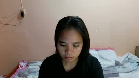 Snapshot of mae_lovers234xx chatting on February 8, 3:42 pm mae_lovers234xx online show from February 8, 3:42 pm