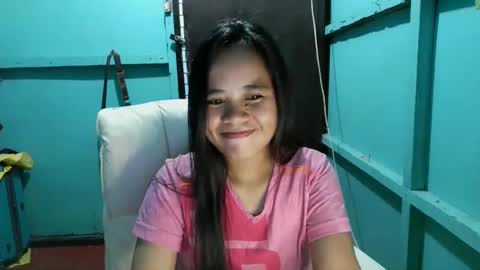 Snapshot of mae_lovers234xx chatting on December 4, 12:30 pm mae_lovers234xx online show from December 4, 12:30 pm