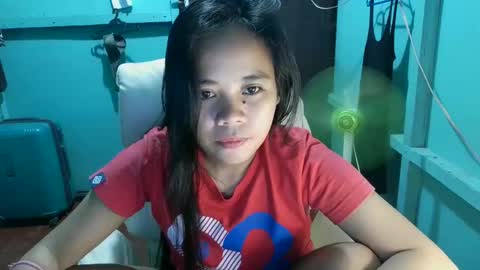 Snapshot of mae_lovers234xx chatting on January 9, 3:23 pm mae_lovers234xx online show from January 9, 3:23 pm