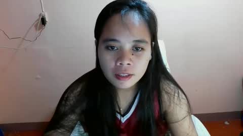 Snapshot of mae_lovers234xx chatting on February 28, 3:59 pm mae_lovers234xx online show from February 28, 3:59 pm