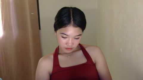 mae_luna online show from June 23, 5:04 am