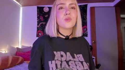 Maeve  schedule 11 am- 530 pm colombia time  online show from March 6, 4:06 pm