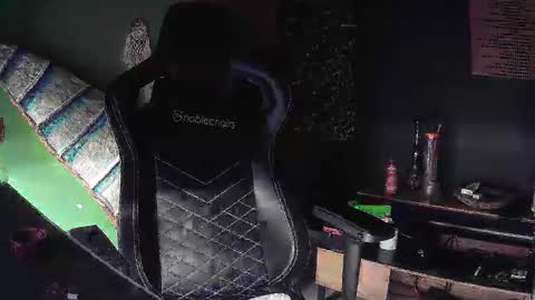 men 1993 online show from December 4, 12:32 am