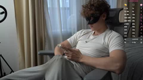 Mike XMaestro 3369 online show from March 9, 2:54 pm