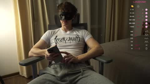 Mike XMaestro 3369 online show from February 23, 7:38 pm