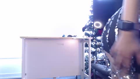 Meaves online show from January 16, 5:01 pm