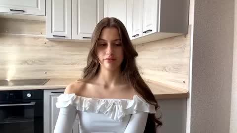 Sophie online show from April 14, 8:06 am